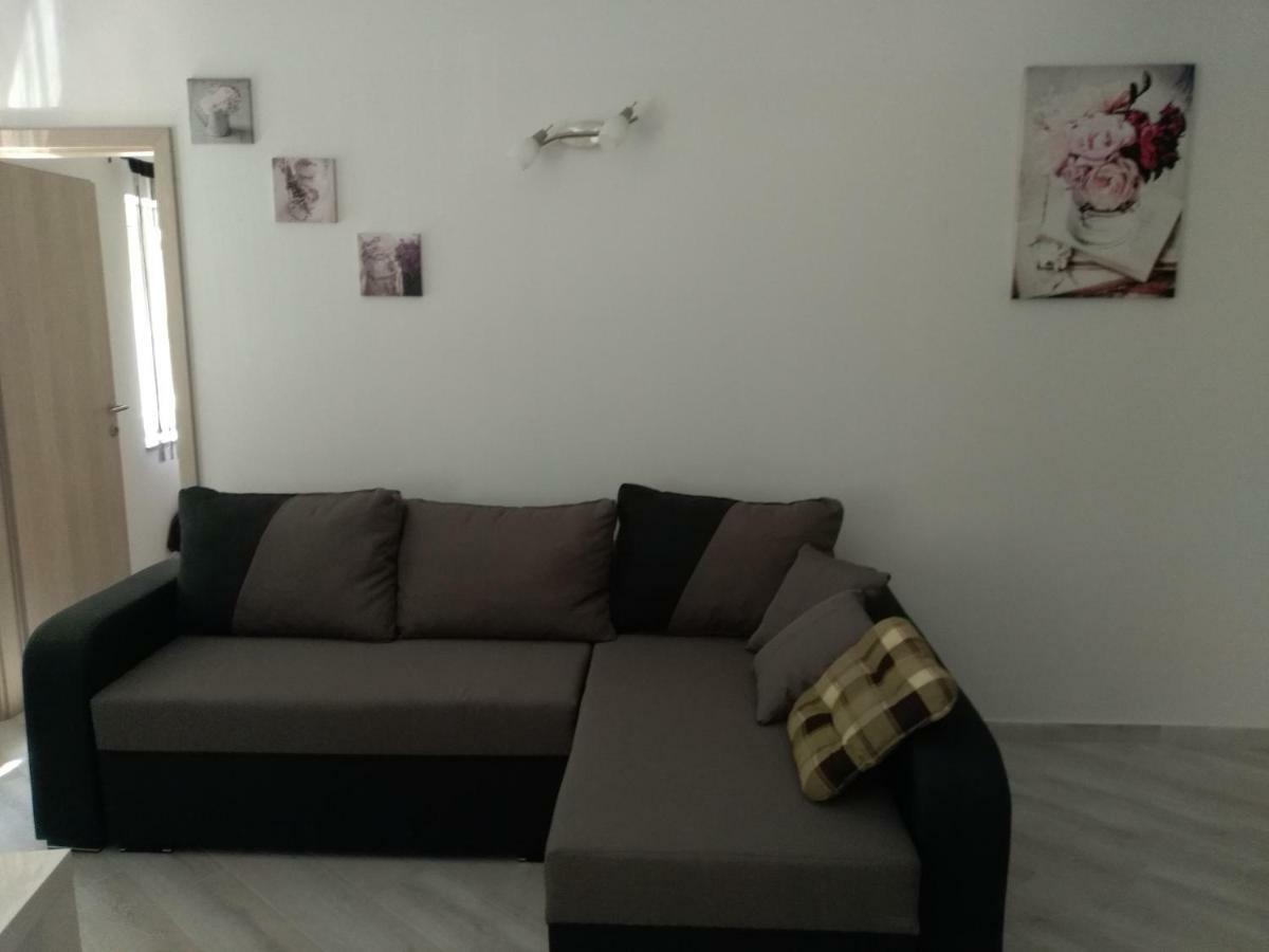 Danijel Lägenhet Novi Vinodolski Exteriör bild