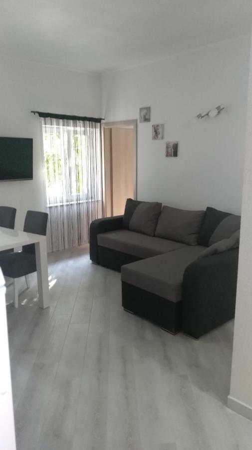 Danijel Lägenhet Novi Vinodolski Exteriör bild